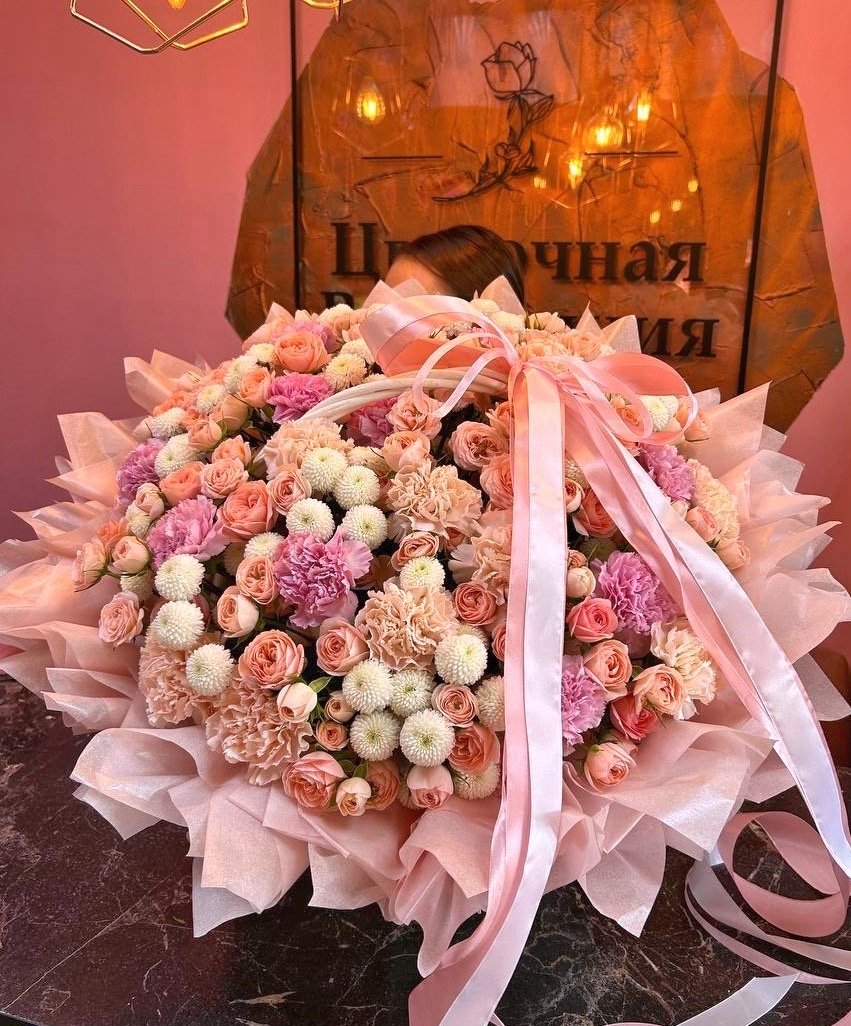 Сборная корзина в нежных оттенках